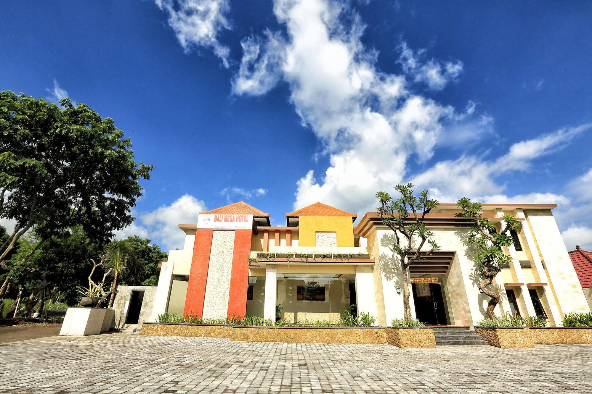 Bali Mega Hotel Jimbaran  Exterior photo